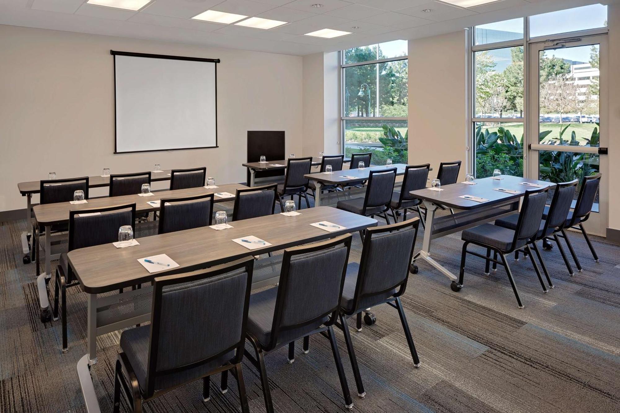Hyatt House Irvine/John Wayne Airport Hotel Bagian luar foto